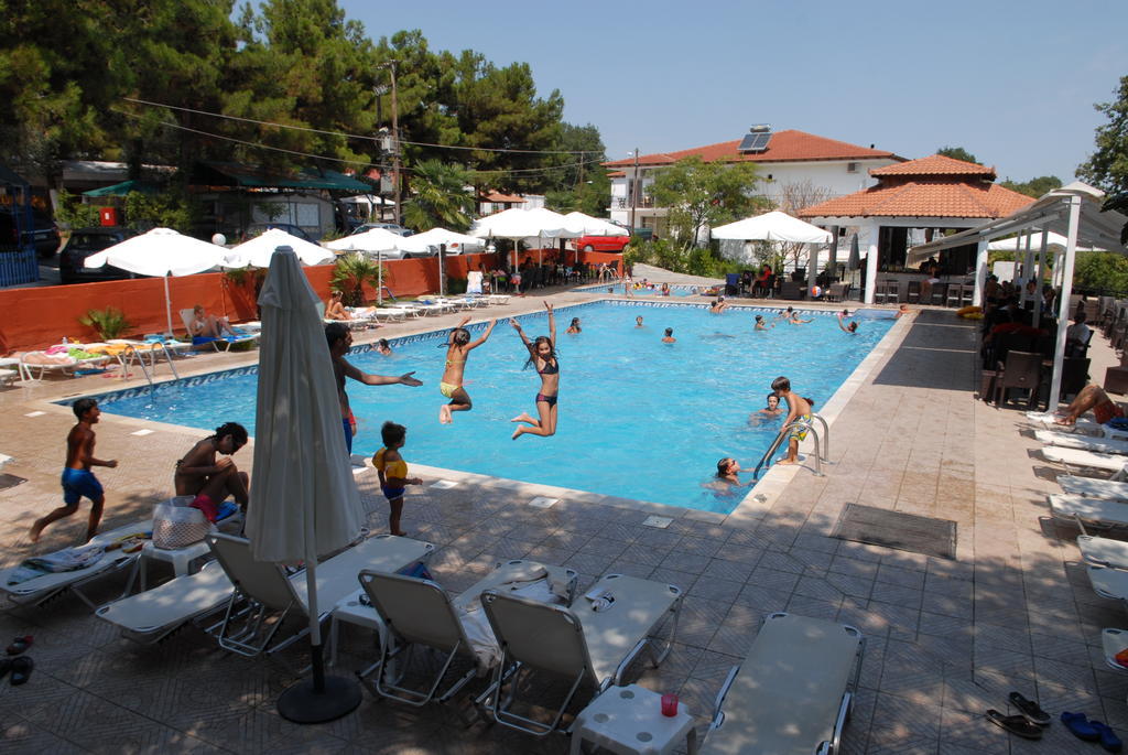 Hotel Camping Agiannis Makrygialos Ngoại thất bức ảnh
